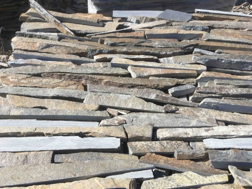 Горбушка златолит мультиколор для облицовки купить в Дегтярске