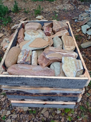 Златолит жёлтый, жёлто-зелёный глыбки и валуны для ланшафтного дизайна купить в Дегтярске