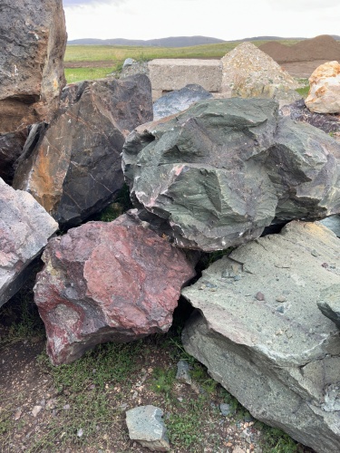 Камни для ландшафтного дизайна зелёные 10-60 килограмм купить в Дегтярске