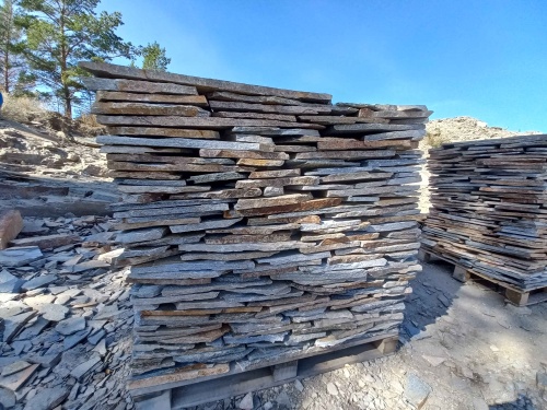 Плитняк златолит серебристый для фасада купить в Дегтярске