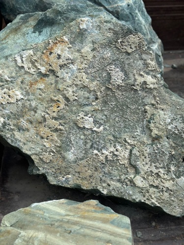 Ландшафтные глыбы зелёные 200-500 килограмм купить в Дегтярске