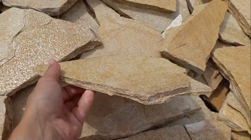 Плитняк златолит жёлтый для цоколя купить в Дегтярске