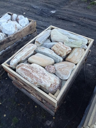 Златолит жёлтый, жёлто-зелёный глыбки и валуны для ланшафтного дизайна купить в Дегтярске