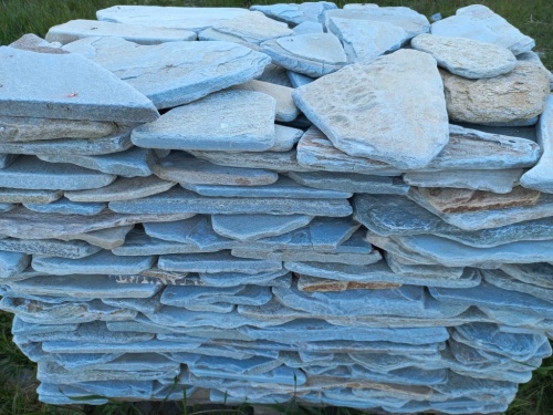 Плитняк златолит зелёный галтованный для цоколя купить в Дегтярске